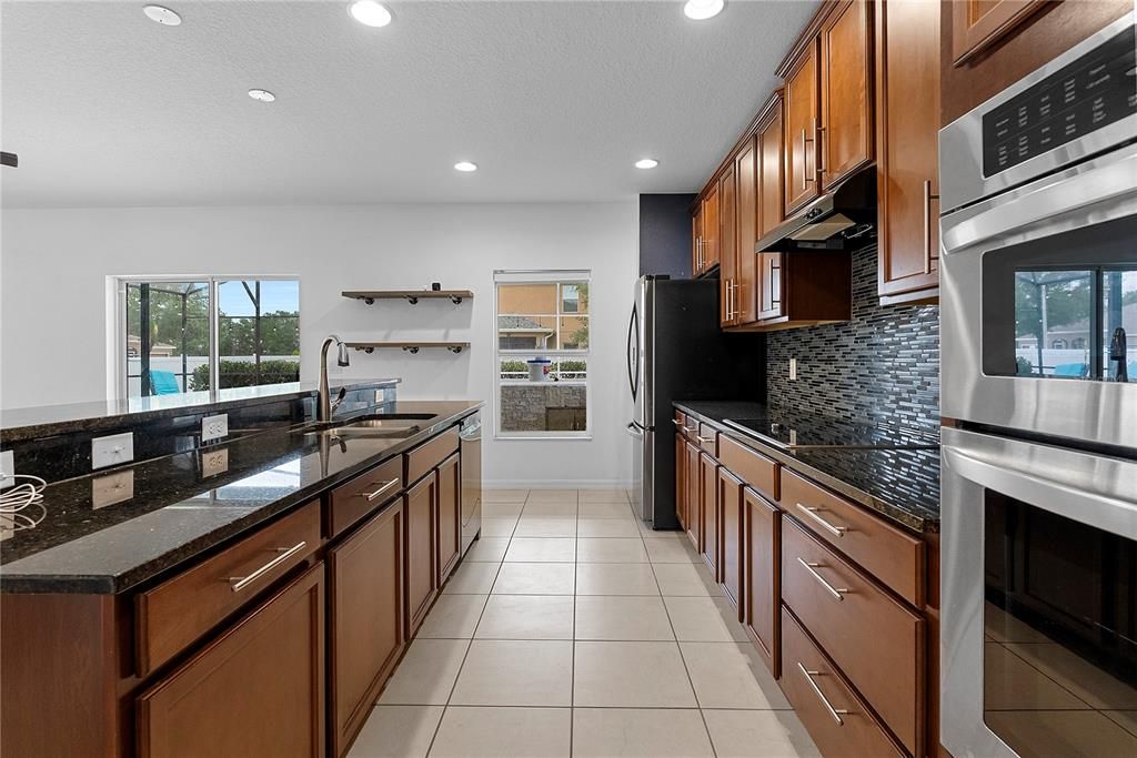 For Sale: $575,000 (4 beds, 2 baths, 2854 Square Feet)