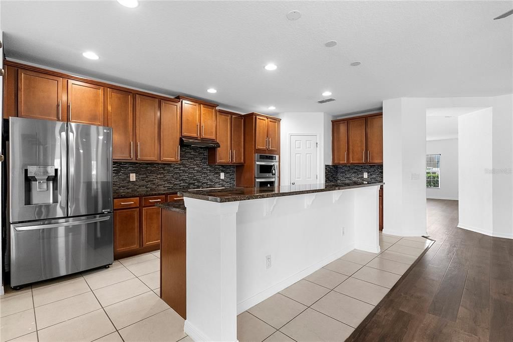 For Sale: $575,000 (4 beds, 2 baths, 2854 Square Feet)