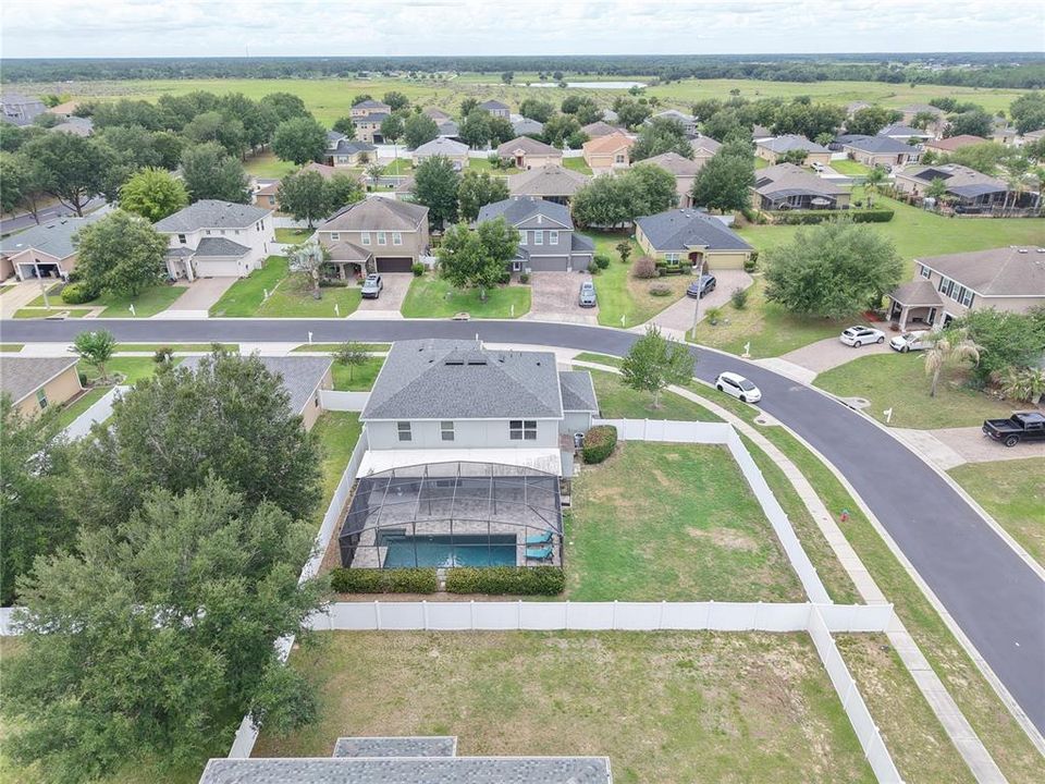 For Sale: $575,000 (4 beds, 2 baths, 2854 Square Feet)