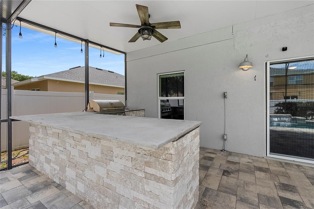 For Sale: $575,000 (4 beds, 2 baths, 2854 Square Feet)