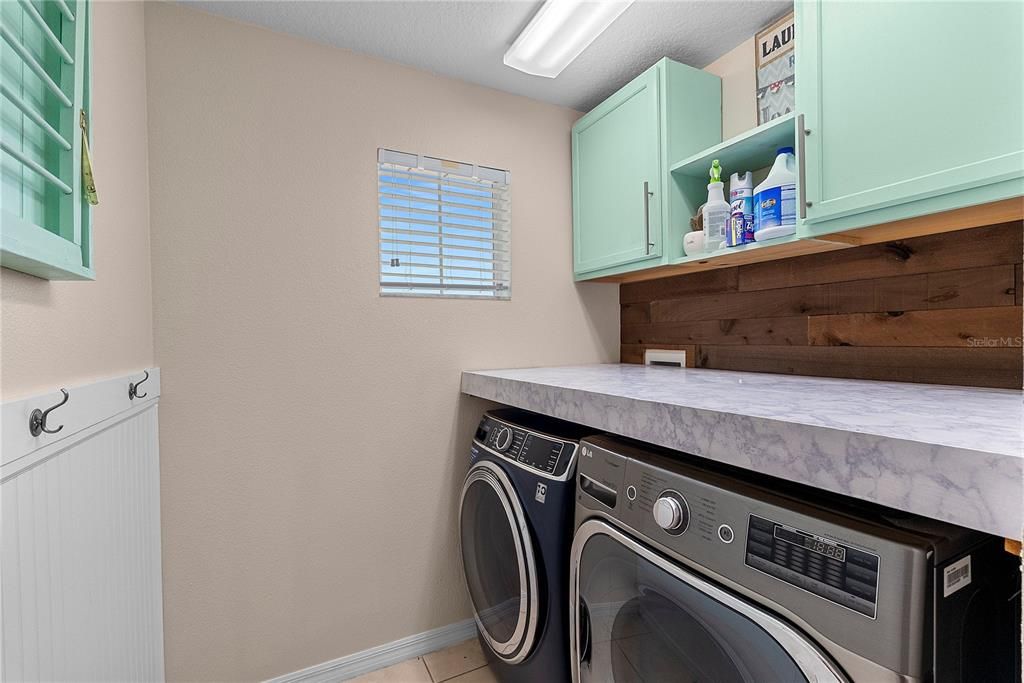 For Sale: $575,000 (4 beds, 2 baths, 2854 Square Feet)