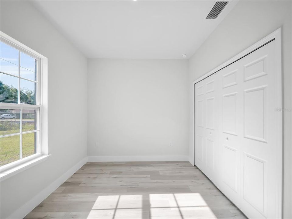 For Sale: $268,000 (3 beds, 2 baths, 1529 Square Feet)
