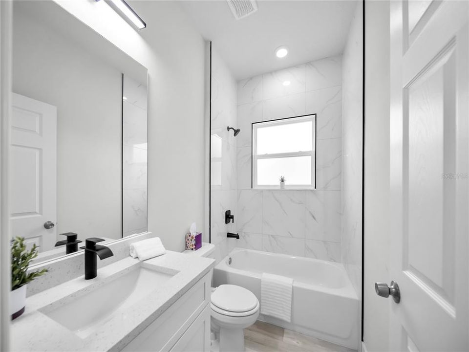 For Sale: $268,000 (3 beds, 2 baths, 1529 Square Feet)