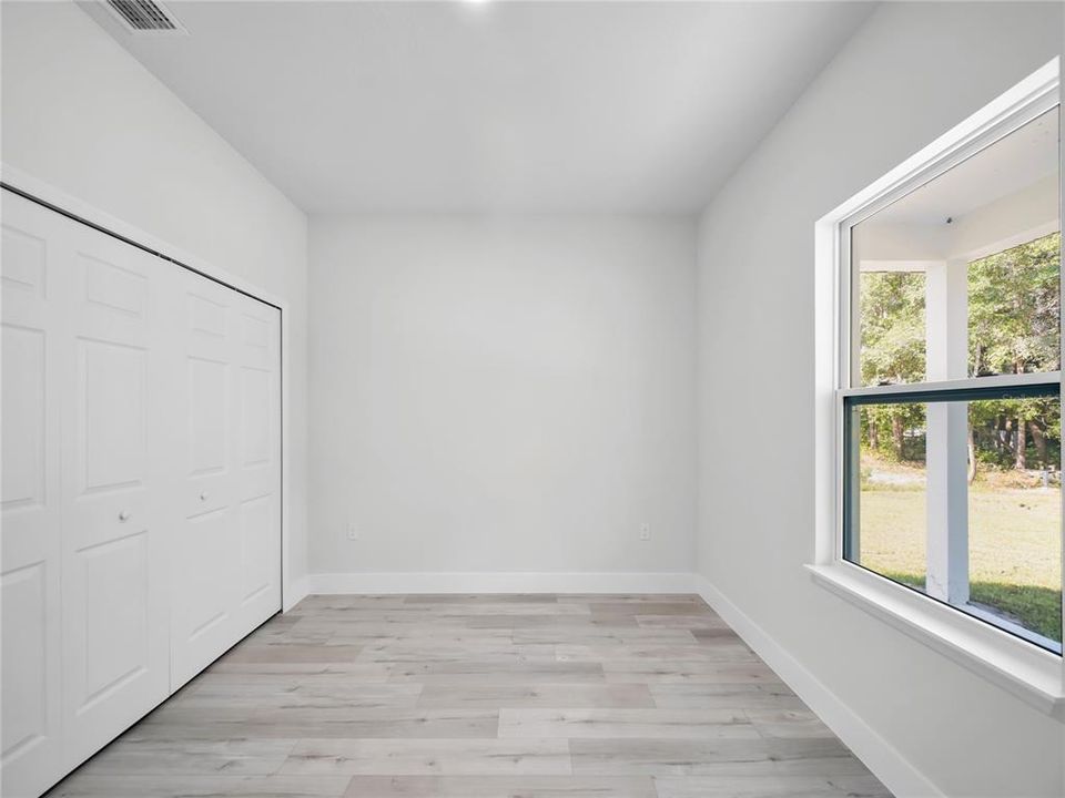 For Sale: $268,000 (3 beds, 2 baths, 1529 Square Feet)