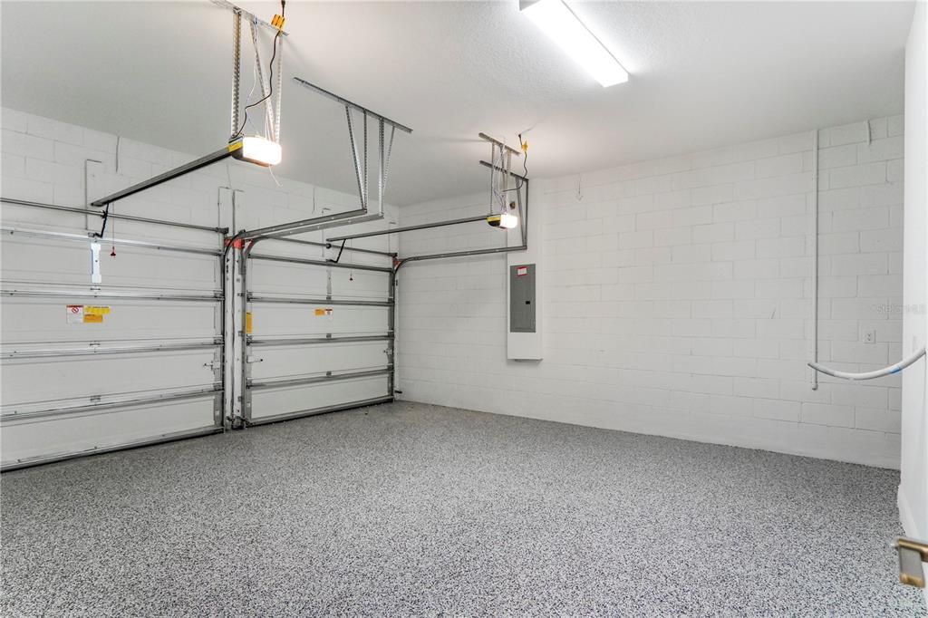 For Rent: $5,850 (5 beds, 4 baths, 3076 Square Feet)