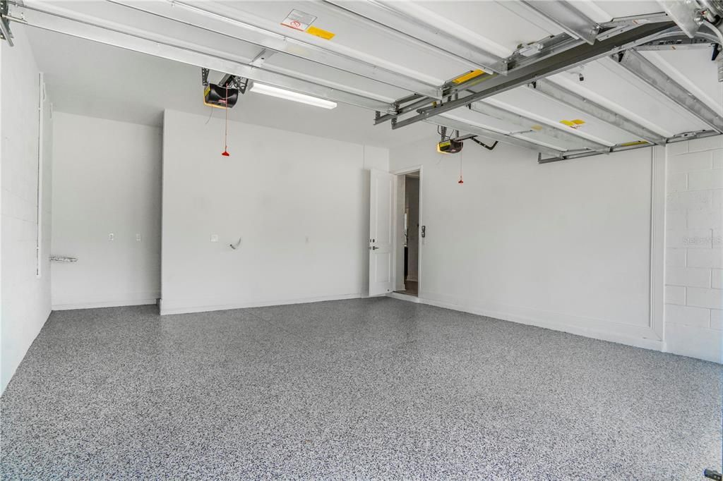 For Rent: $5,850 (5 beds, 4 baths, 3076 Square Feet)