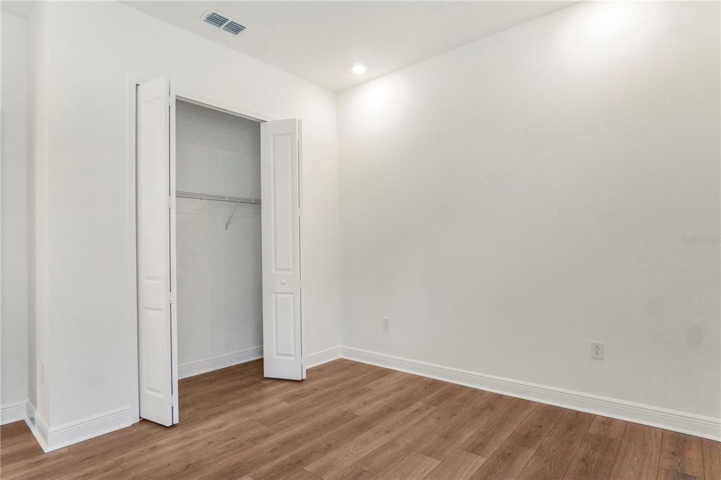 For Rent: $5,850 (5 beds, 4 baths, 3076 Square Feet)