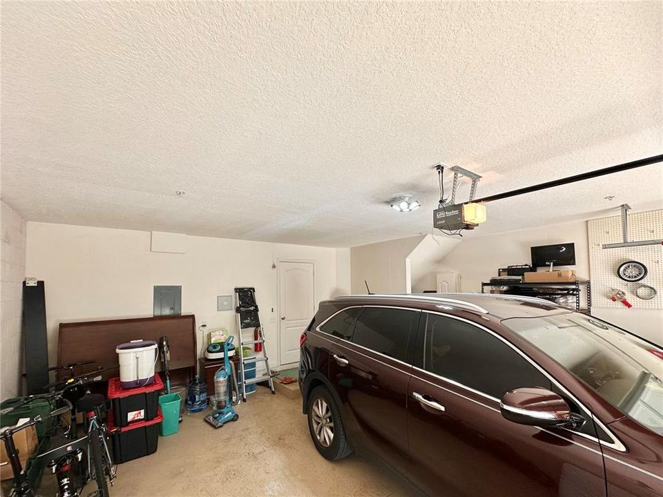 For Sale: $369,000 (3 beds, 2 baths, 2307 Square Feet)