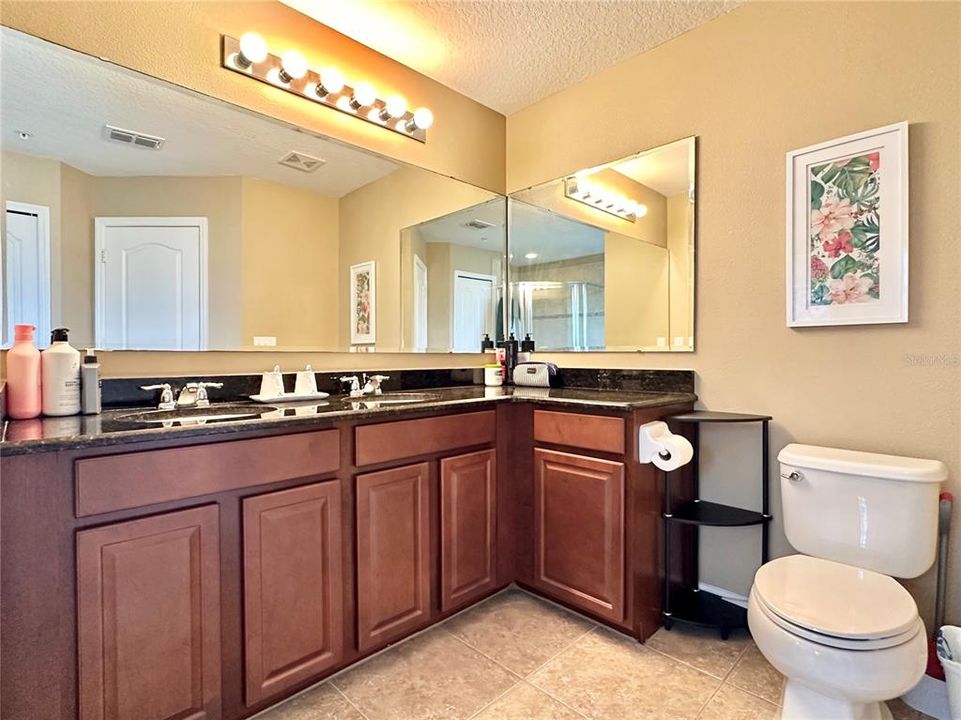 For Sale: $369,000 (3 beds, 2 baths, 2307 Square Feet)