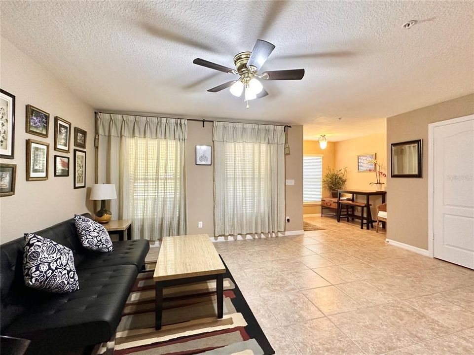 For Sale: $369,000 (3 beds, 2 baths, 2307 Square Feet)