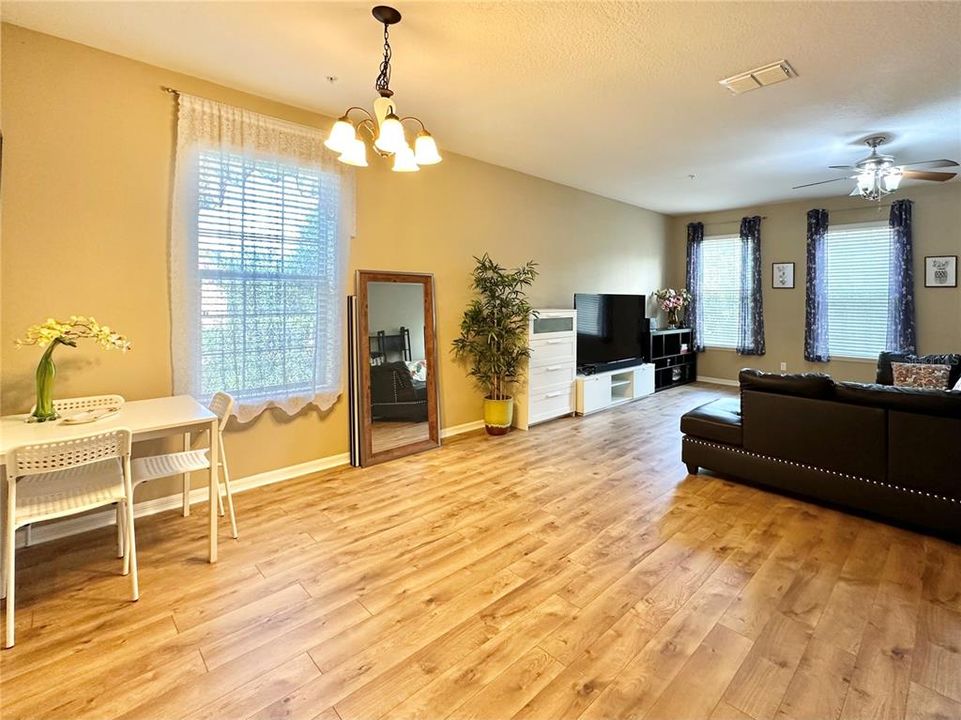 For Sale: $369,000 (3 beds, 2 baths, 2307 Square Feet)