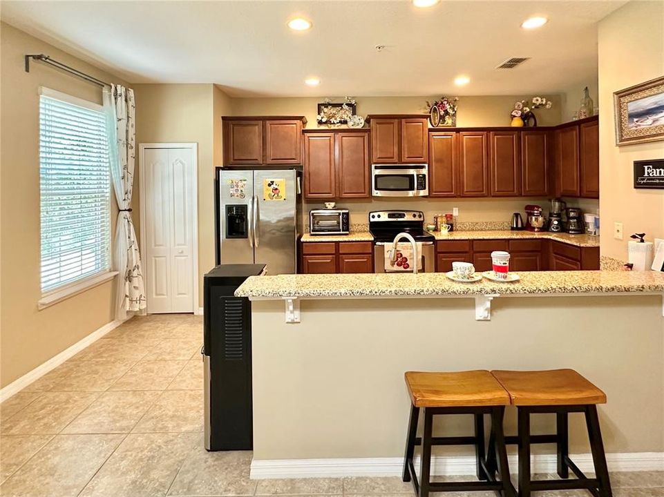 For Sale: $369,000 (3 beds, 2 baths, 2307 Square Feet)
