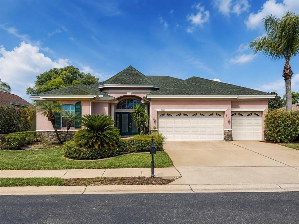 For Sale: $499,000 (4 beds, 3 baths, 2547 Square Feet)