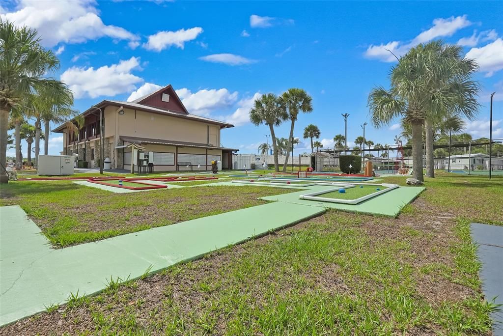 For Sale: $132,023 (2 beds, 1 baths, 896 Square Feet)