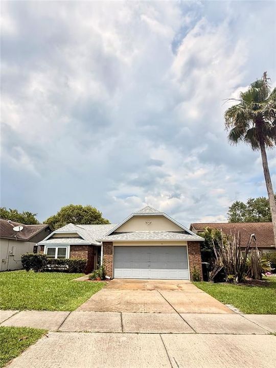 For Rent: $2,250 (3 beds, 2 baths, 1396 Square Feet)