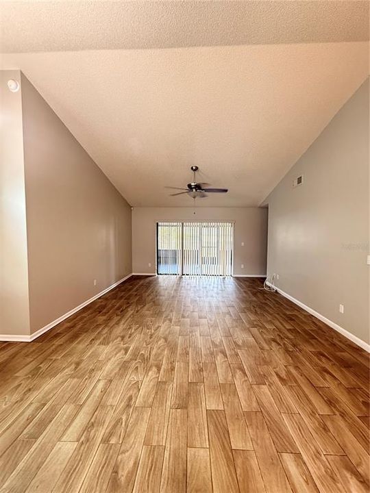 For Rent: $2,250 (3 beds, 2 baths, 1396 Square Feet)