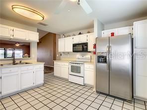 For Rent: $2,250 (3 beds, 2 baths, 1396 Square Feet)