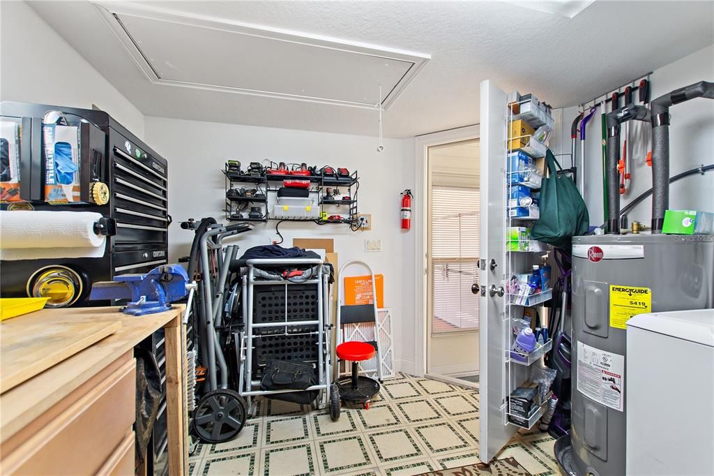 На продажу: $449,900 (2 спален, 2 ванн, 1606 Квадратных фут)