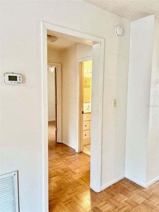 В аренду: $1,895 (2 спален, 1 ванн, 1072 Квадратных фут)
