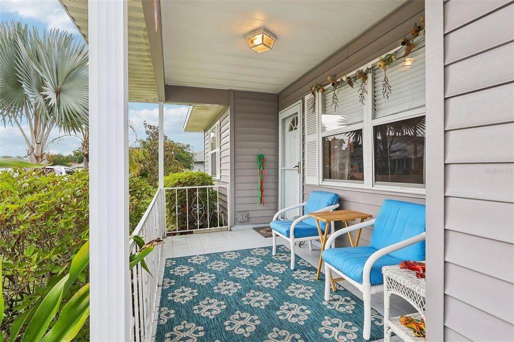 For Sale: $234,900 (2 beds, 2 baths, 1325 Square Feet)