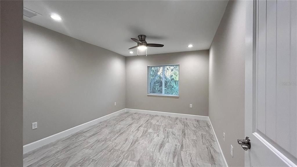 For Rent: $2,000 (3 beds, 2 baths, 1634 Square Feet)