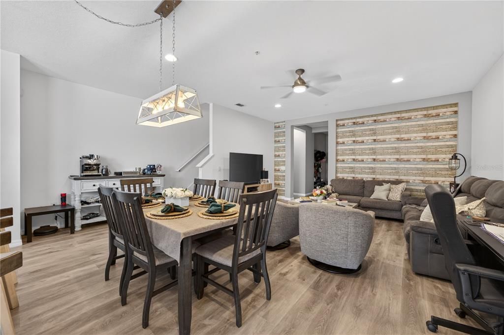 For Sale: $429,900 (4 beds, 3 baths, 1842 Square Feet)
