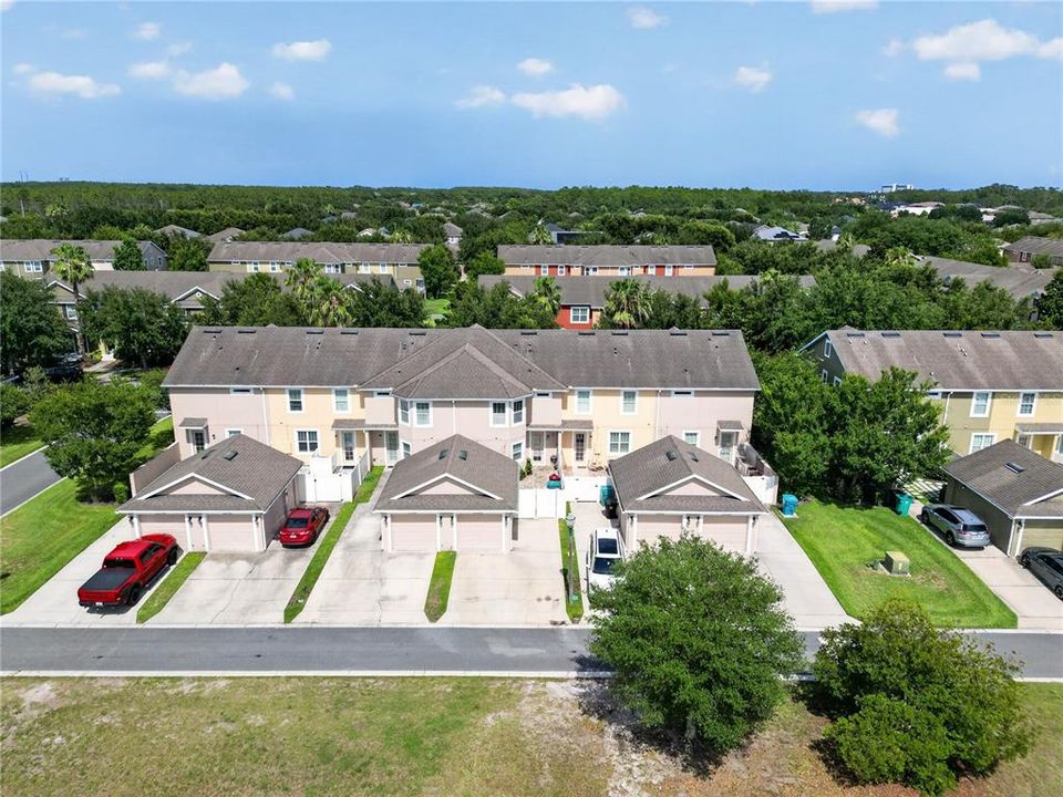 For Sale: $429,900 (4 beds, 3 baths, 1842 Square Feet)
