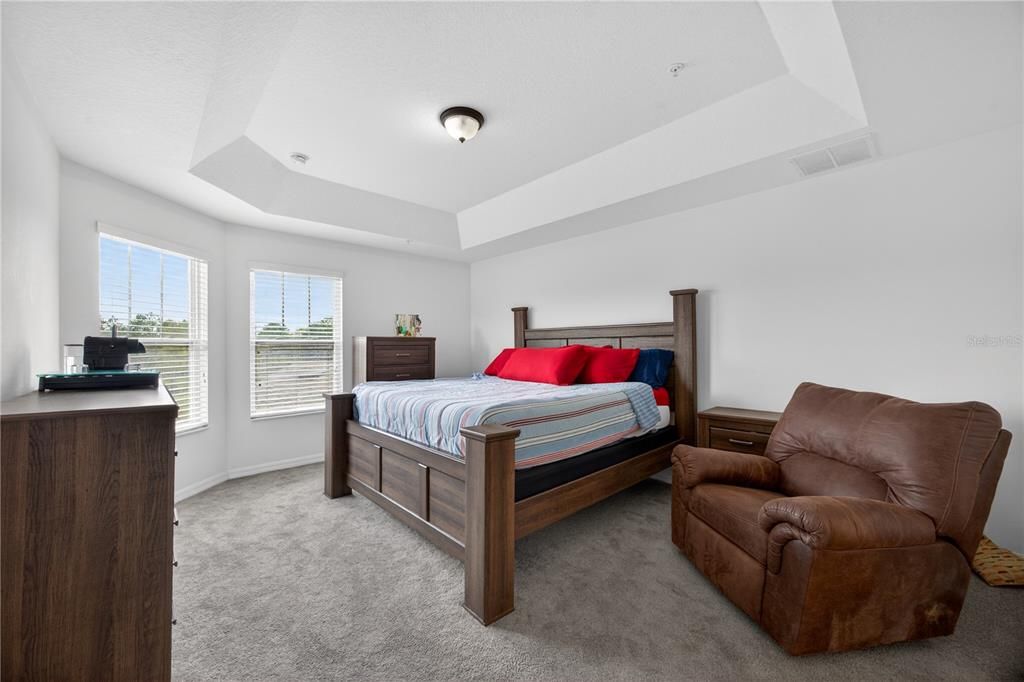 For Sale: $429,900 (4 beds, 3 baths, 1842 Square Feet)