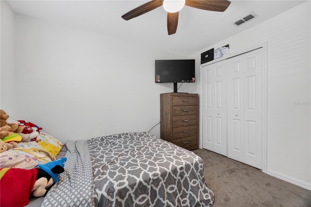 For Sale: $429,900 (4 beds, 3 baths, 1842 Square Feet)