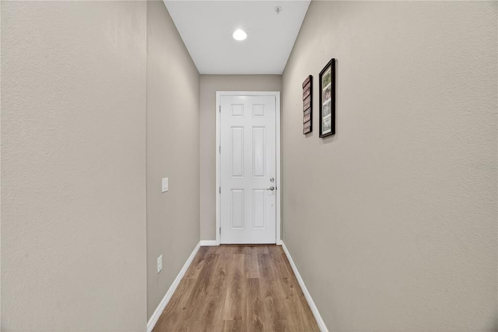 For Sale: $429,900 (4 beds, 3 baths, 1842 Square Feet)