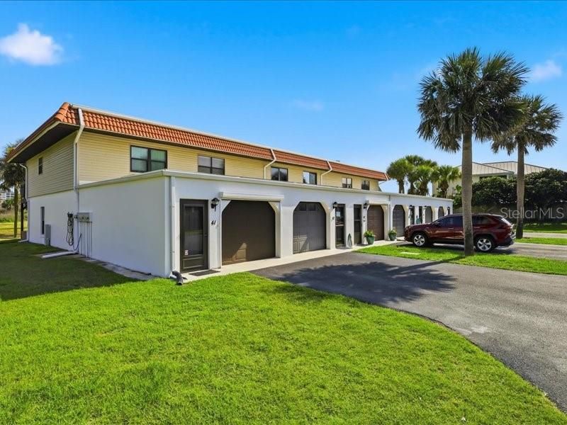 For Sale: $227,000 (3 beds, 2 baths, 1424 Square Feet)
