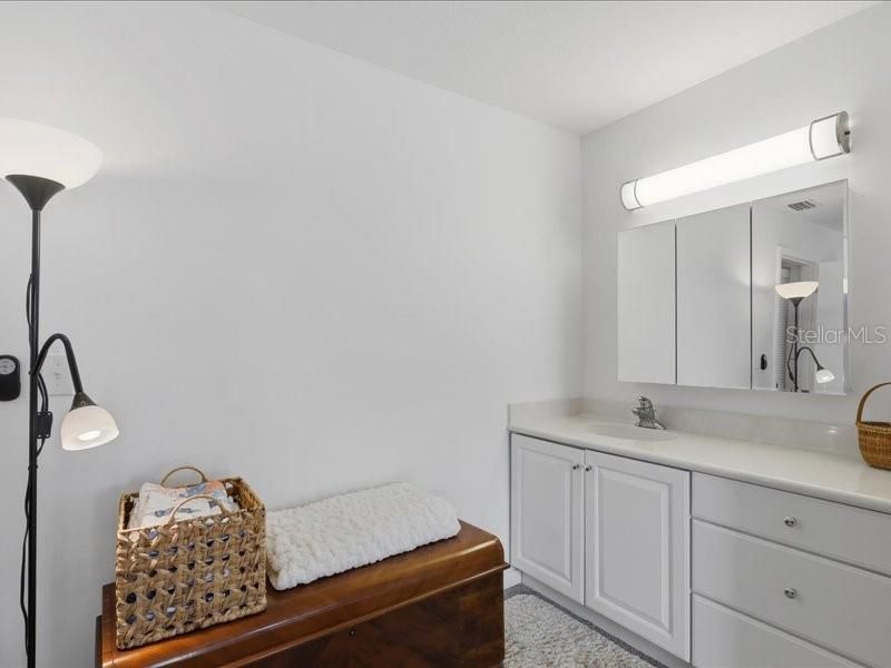 For Sale: $227,000 (3 beds, 2 baths, 1424 Square Feet)