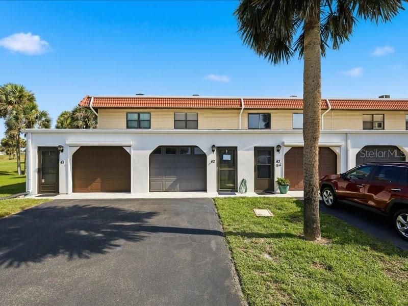 For Sale: $227,000 (3 beds, 2 baths, 1424 Square Feet)