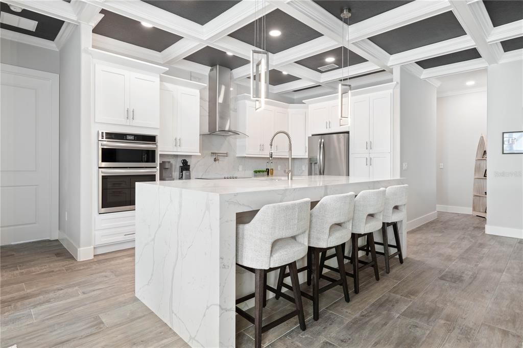 For Sale: $720,000 (5 beds, 3 baths, 2527 Square Feet)