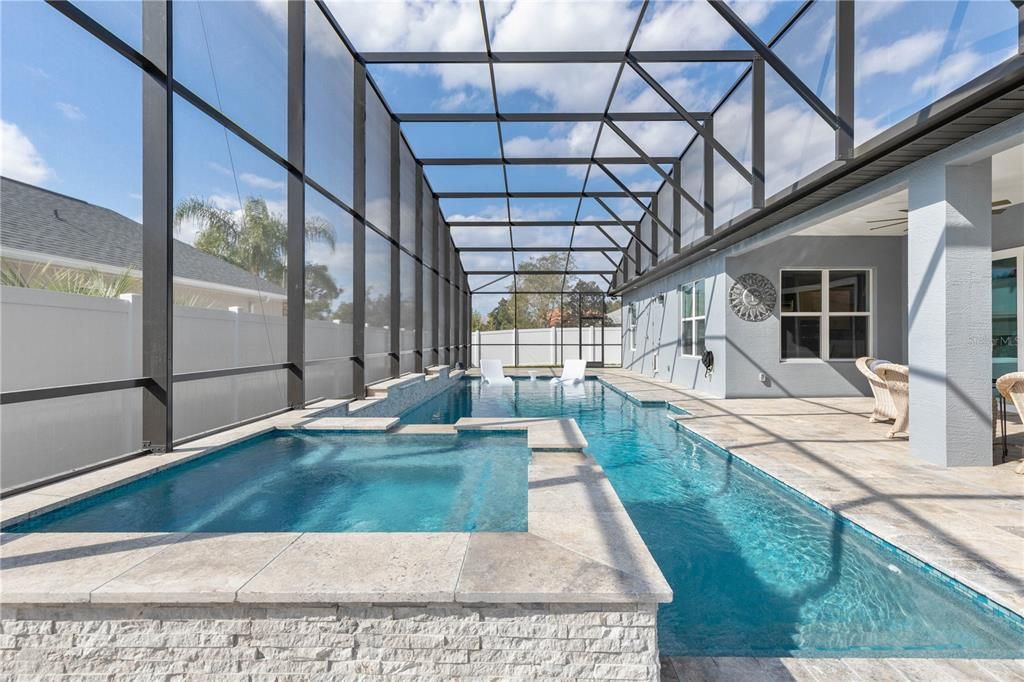 For Sale: $720,000 (5 beds, 3 baths, 2527 Square Feet)