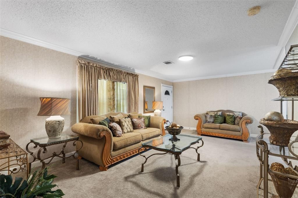 For Sale: $228,933 (4 beds, 2 baths, 2097 Square Feet)