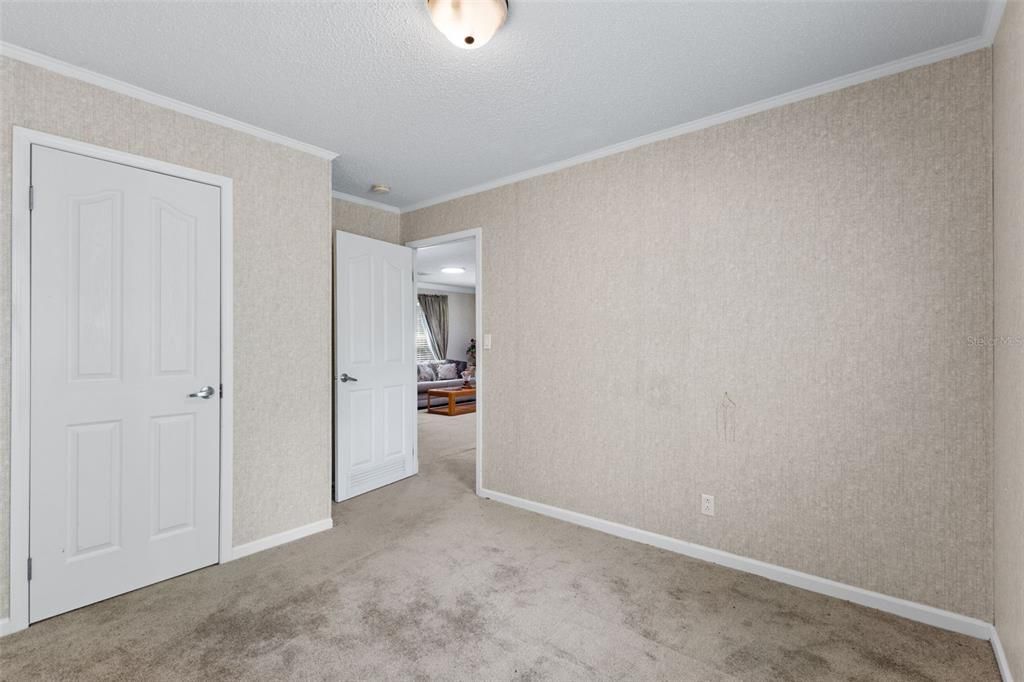 For Sale: $228,933 (4 beds, 2 baths, 2097 Square Feet)