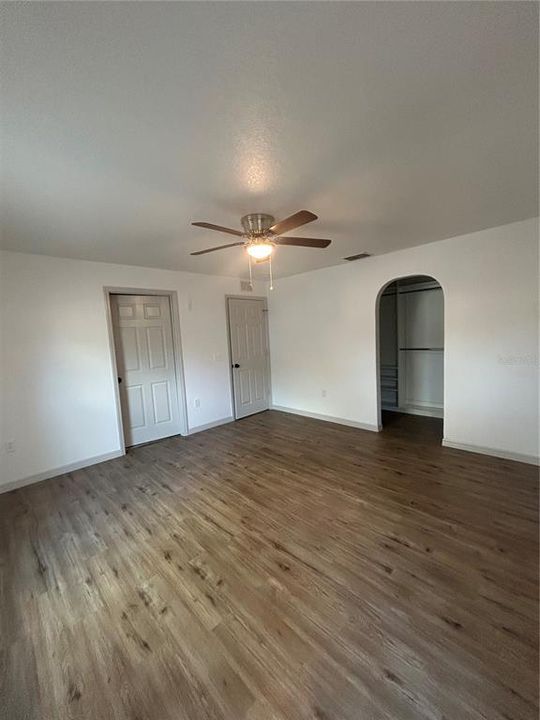 For Rent: $1,800 (3 beds, 2 baths, 1198 Square Feet)