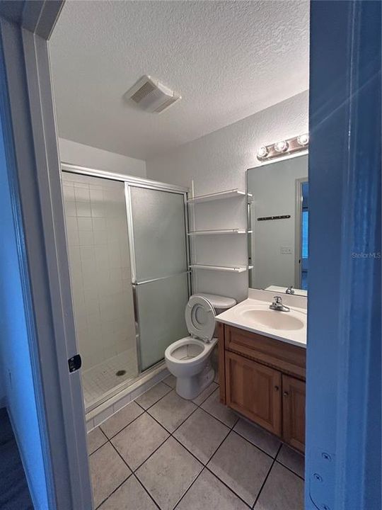 For Rent: $1,800 (3 beds, 2 baths, 1198 Square Feet)
