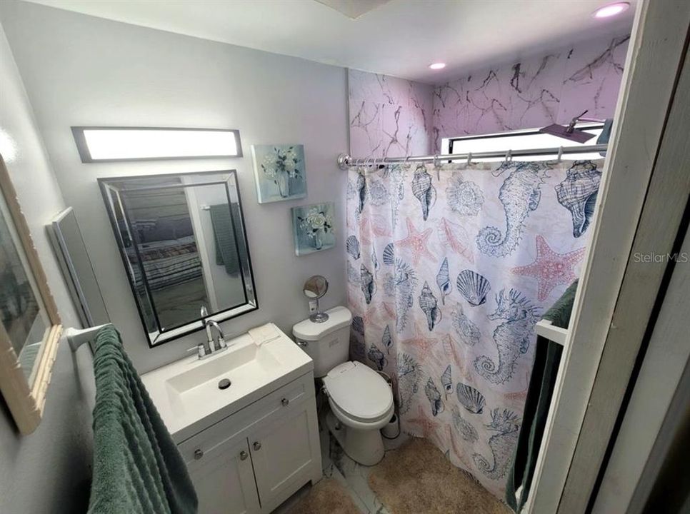На продажу: $394,990 (3 спален, 2 ванн, 1280 Квадратных фут)
