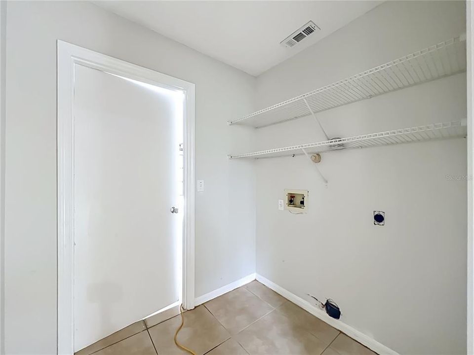 For Sale: $329,900 (3 beds, 2 baths, 1440 Square Feet)