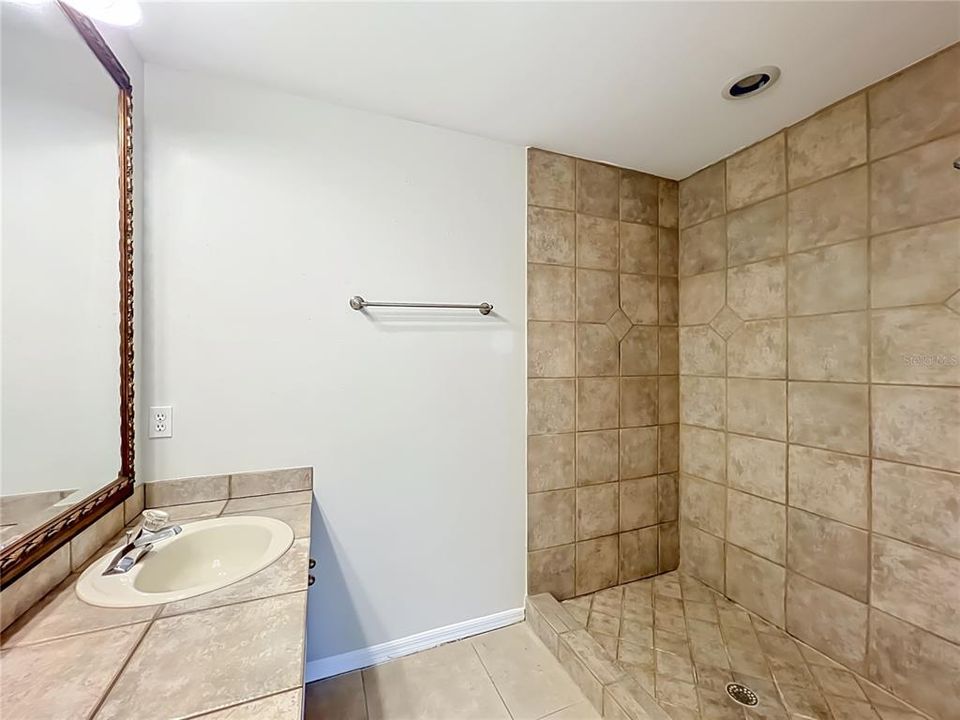 For Sale: $329,900 (3 beds, 2 baths, 1440 Square Feet)