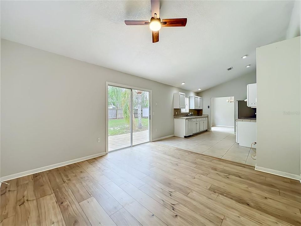For Sale: $329,900 (3 beds, 2 baths, 1440 Square Feet)