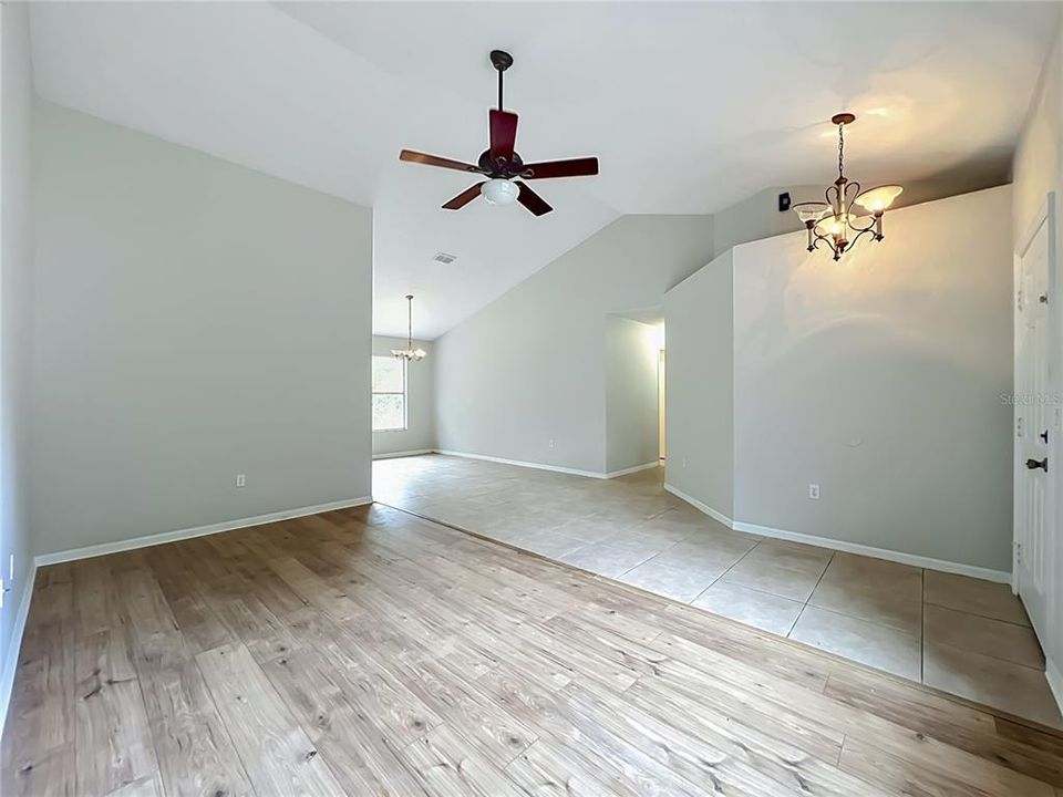 For Sale: $329,900 (3 beds, 2 baths, 1440 Square Feet)