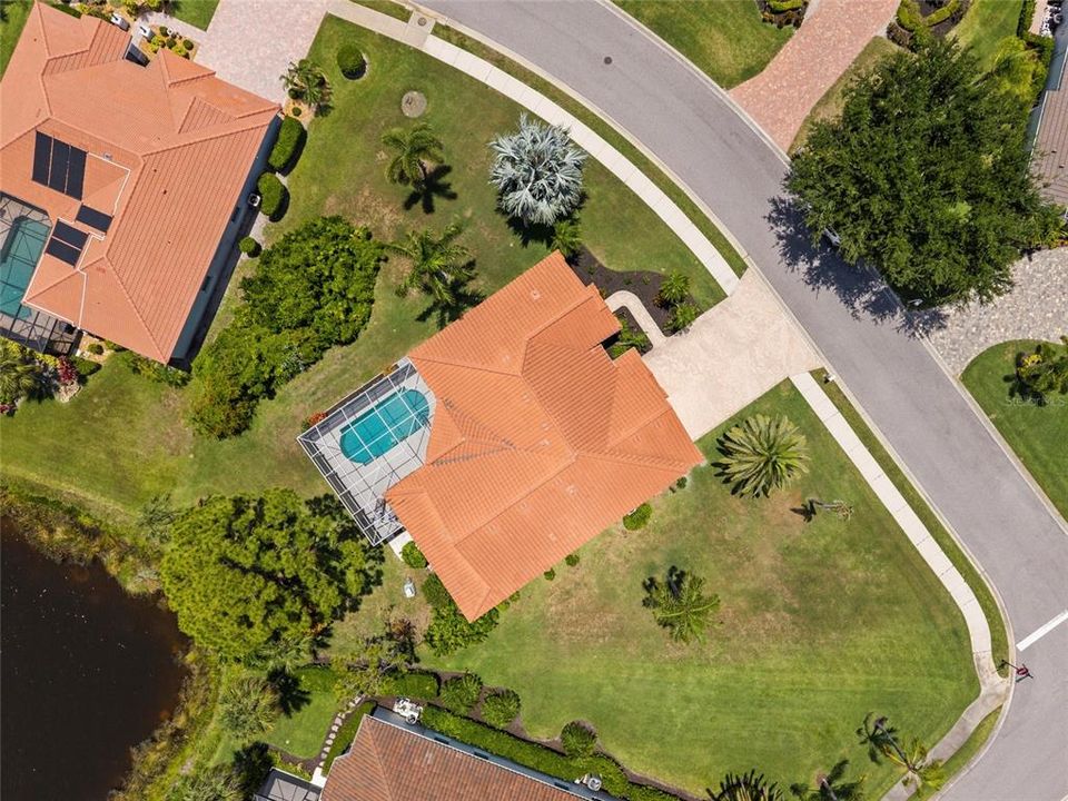 For Sale: $928,000 (4 beds, 3 baths, 2405 Square Feet)