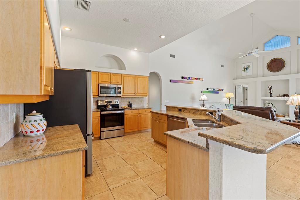 For Sale: $928,000 (4 beds, 3 baths, 2405 Square Feet)