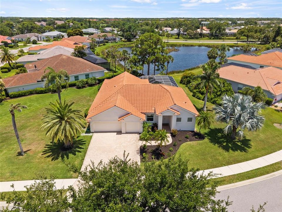 For Sale: $928,000 (4 beds, 3 baths, 2405 Square Feet)