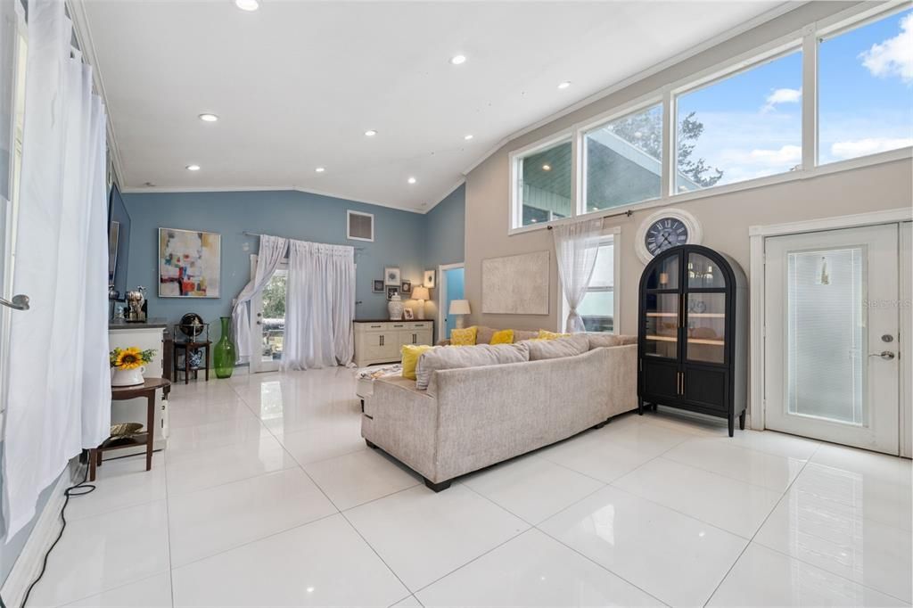 For Sale: $660,000 (4 beds, 2 baths, 2111 Square Feet)