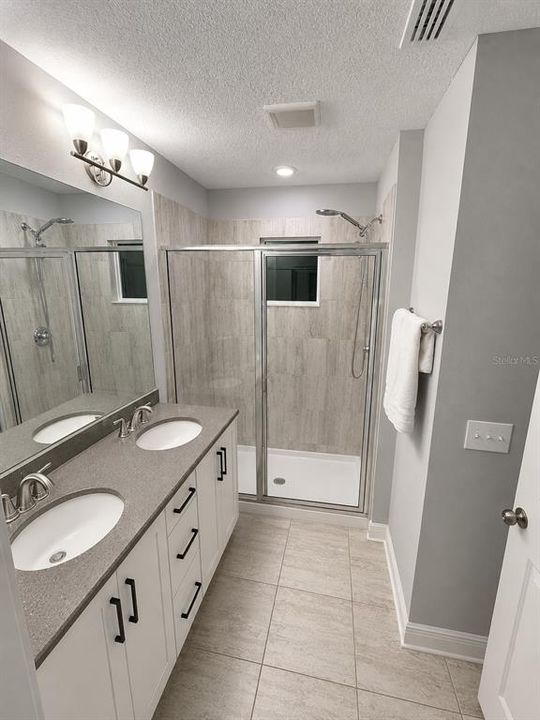 For Sale: $635,000 (3 beds, 2 baths, 1672 Square Feet)