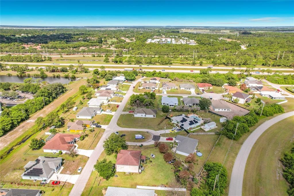 На продажу: $165,000 (0.27 acres)